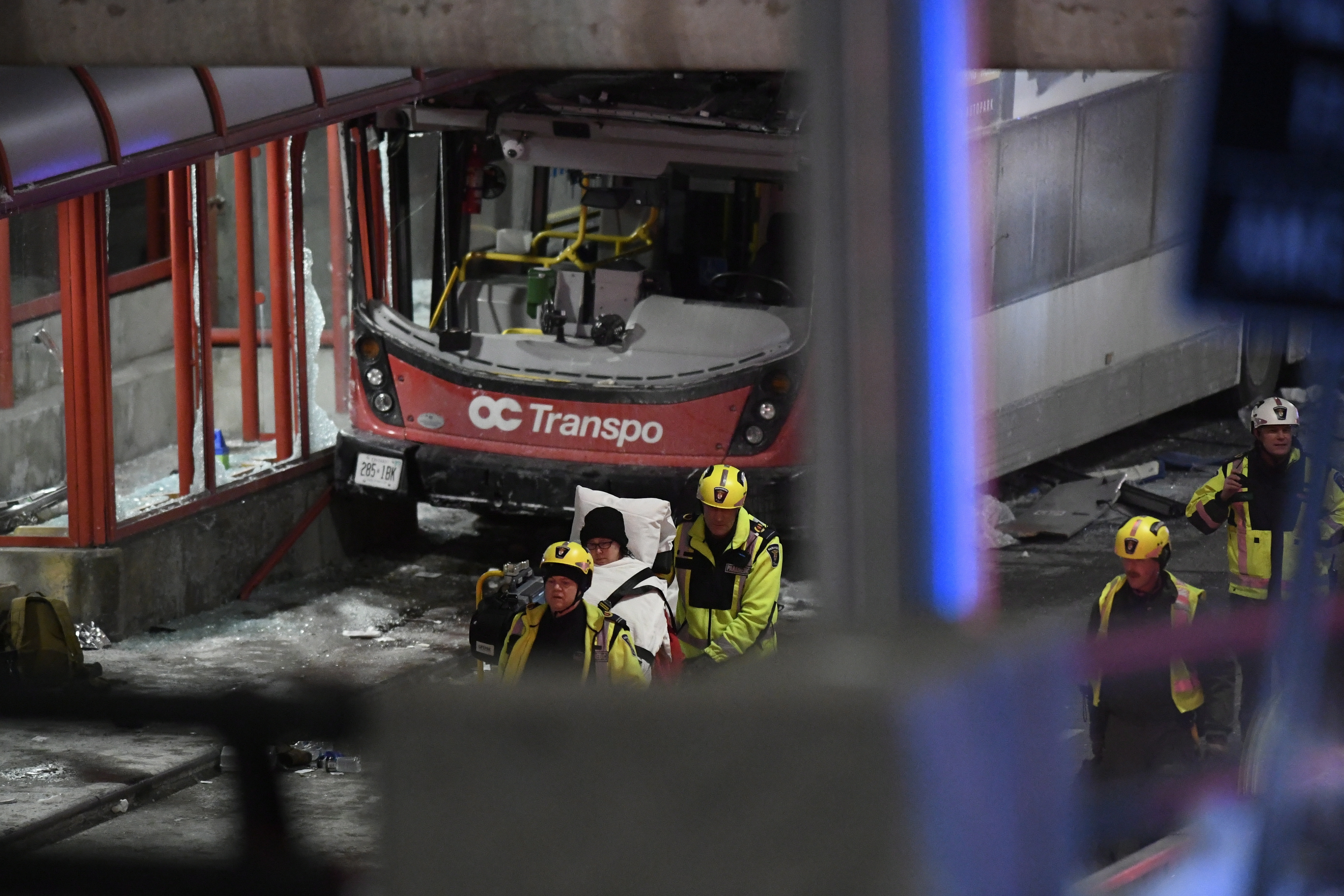 3 dead, 23 injured in Ottawa bus crash