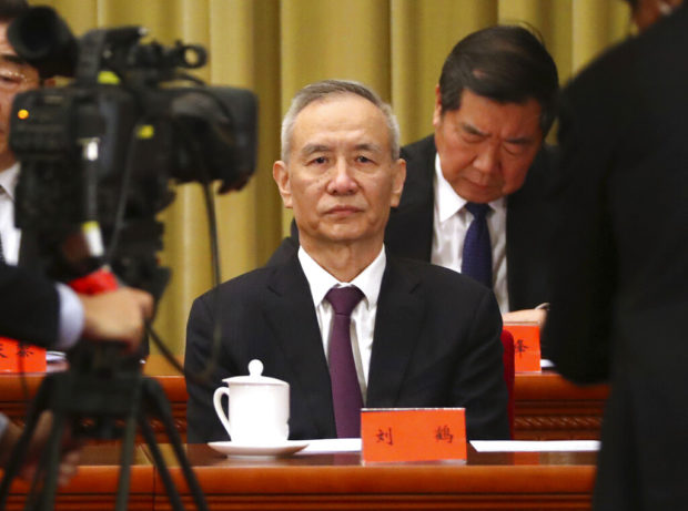 China says economy czar to visit Washington for trade talks