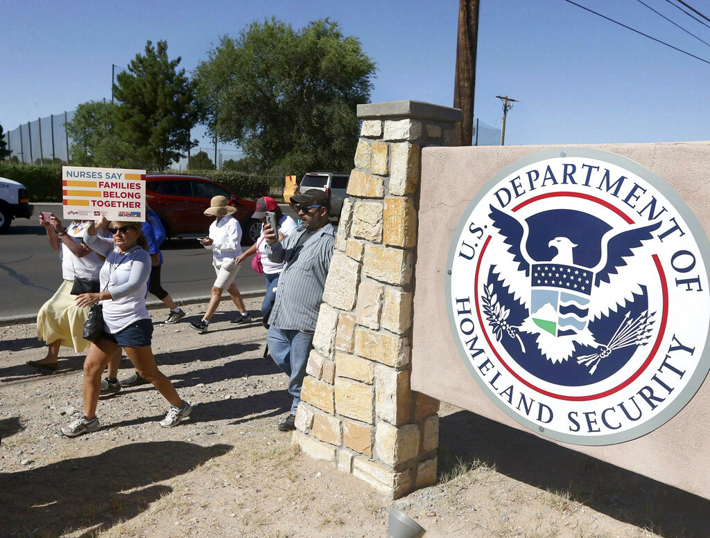 US immigration officials force-feeding detainees on hunger strike
