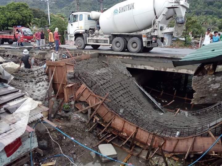 Bridge under construction collapses in Laguna; contractor blamed