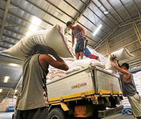 Free flow of rice imports awaits Duterte OK