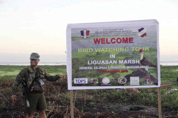 Soldiers help set up 1st bird watching tour at Liguasan Marsh