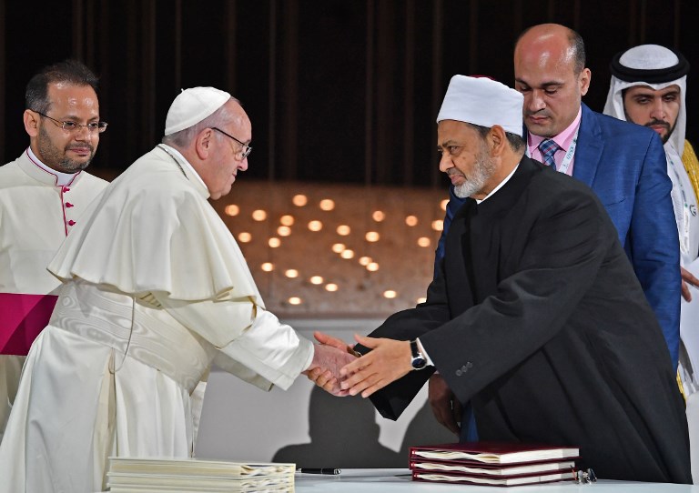 Pope and top Muslim cleric in joint call for freedom of belief