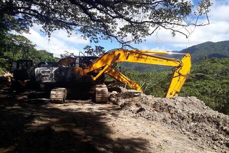 NPA ‘terrorists’ burn Kaliwa dam project heavy equipment – PNP