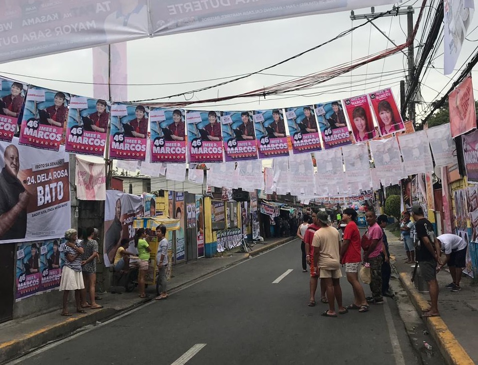 LOOK: Supporters flock early to Pateros for HNP sortie