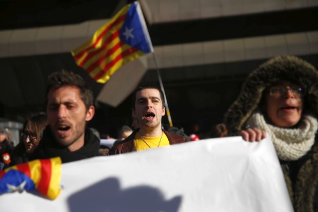 Pro-independence demonstrators in Span