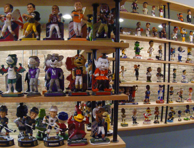 Milwaukee museum features thousands of bobbleheads