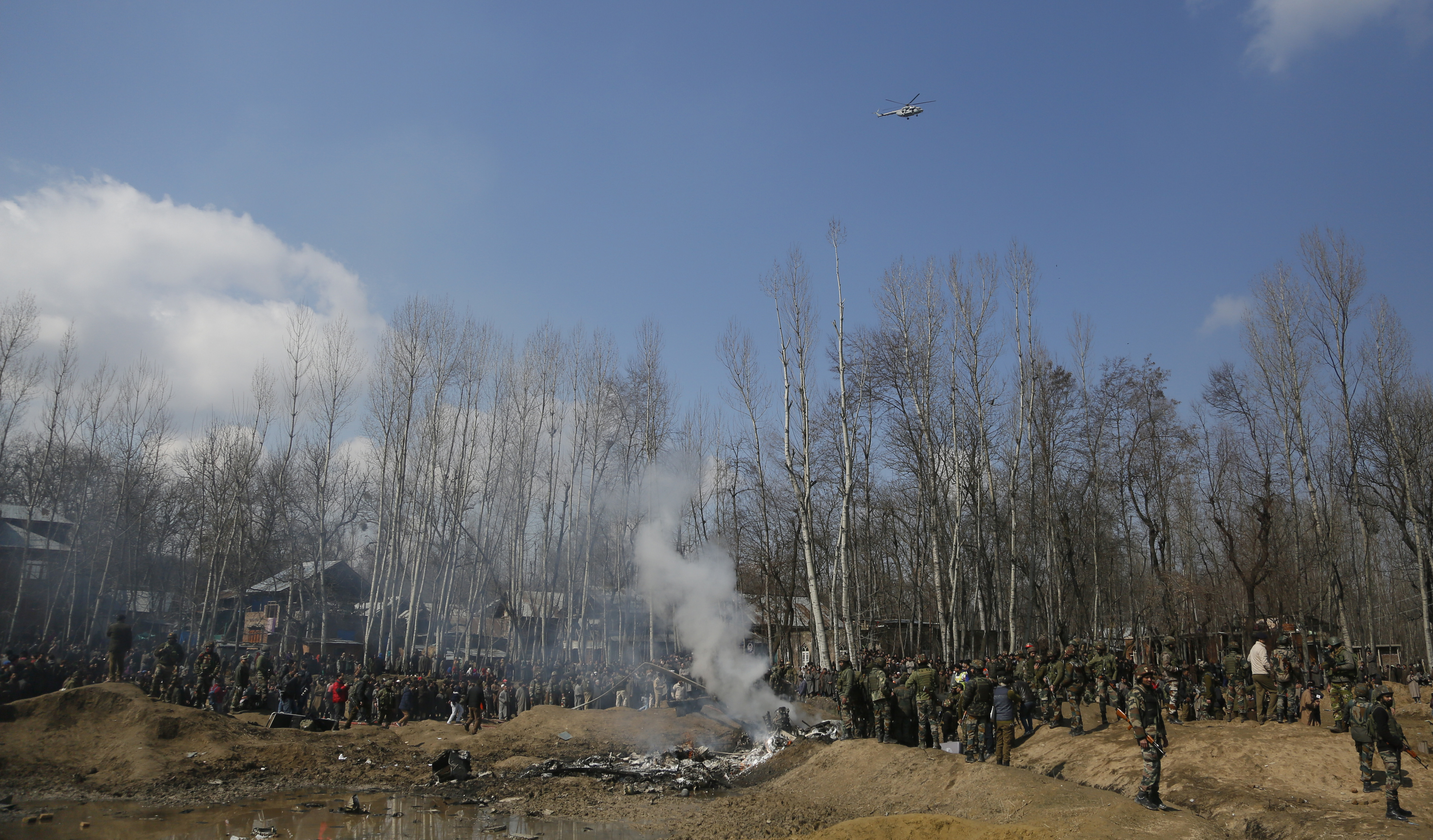 Pakistan, India trade fire in Kashmir; villagers flee homes