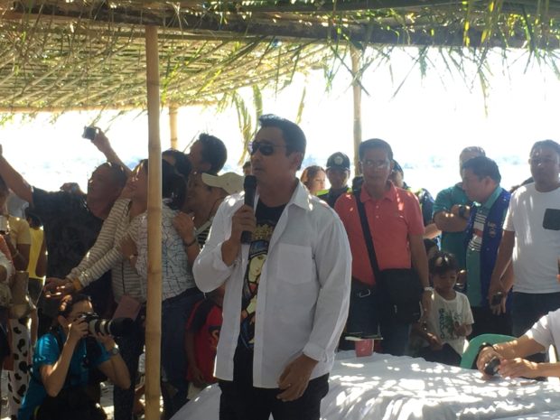 Poe, Lapid vow to create livelihood for displaced fishermen in West PH Sea