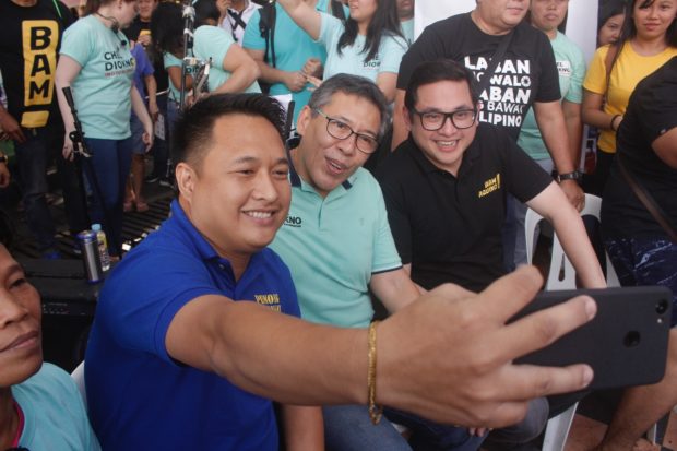 LOOK: Opposition bets start face-to-face campaign in Caloocan
