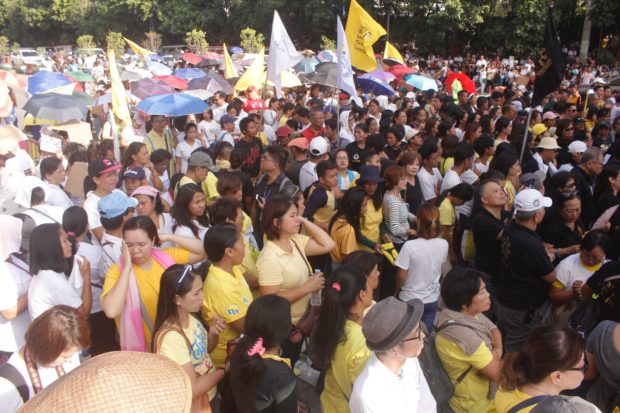 LOOK: Supporters of opposition flock to Edsa to remember People Power