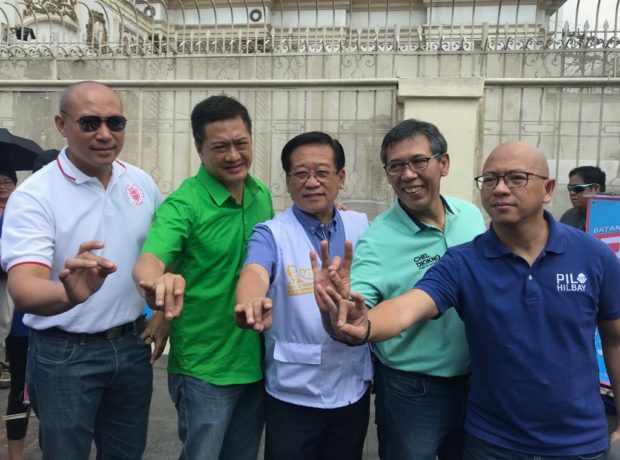 LOOK: Otso Diretso Senate bets show up in Quiapo, Manila