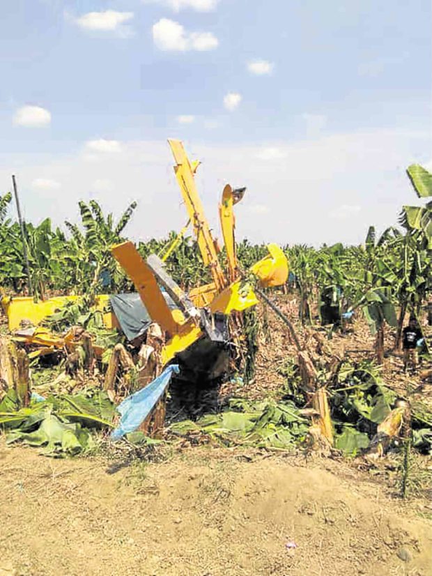 Pilot hurt but alive after crop duster crash