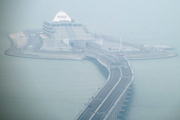 Hong Kong to build $79B artificial island