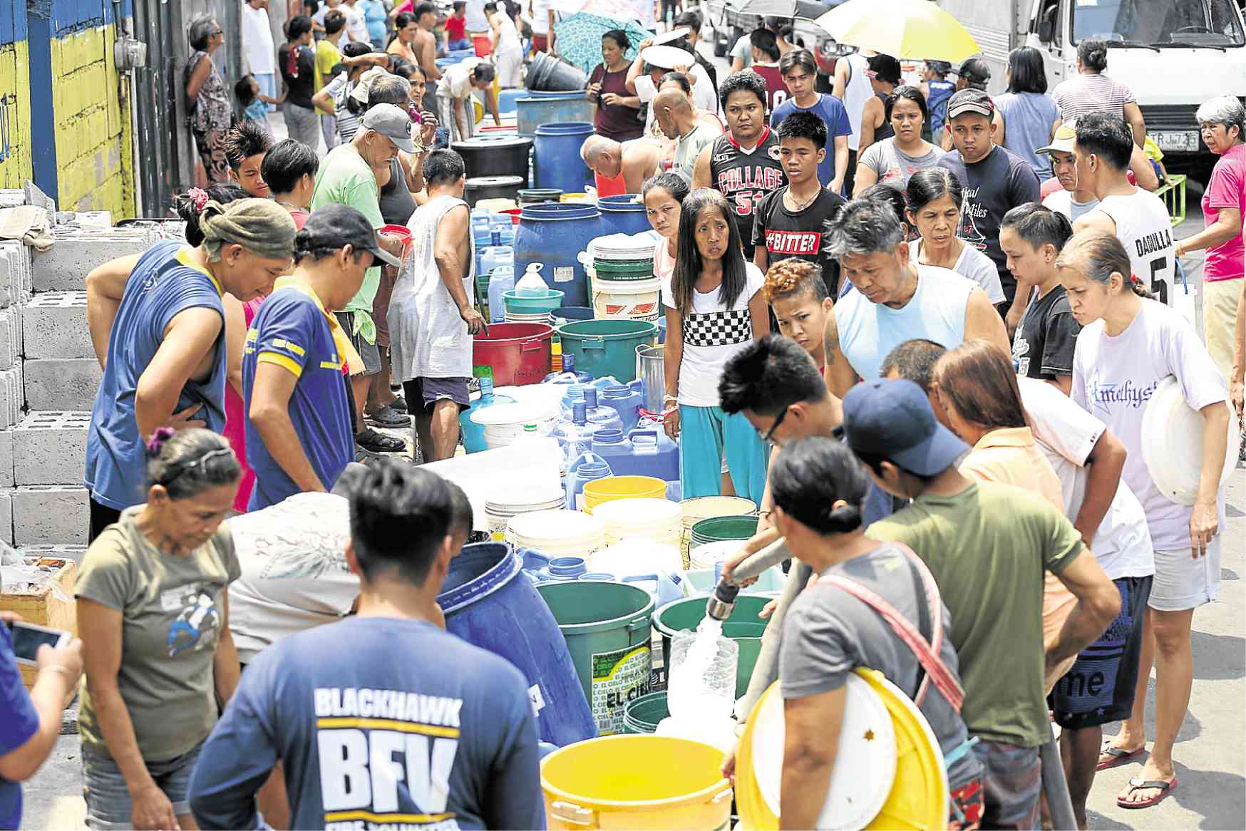 Police step in on Mandaluyong water distribution