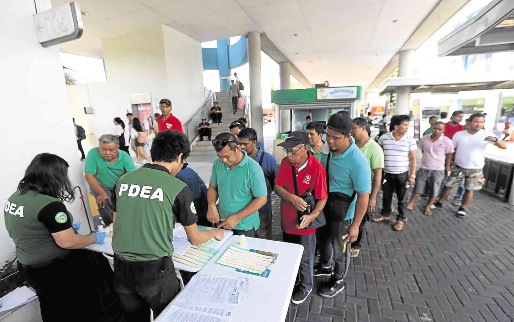 Palace says DDB has accurate data on drug situation; PDEA conducts surprise tests on PUV drivers