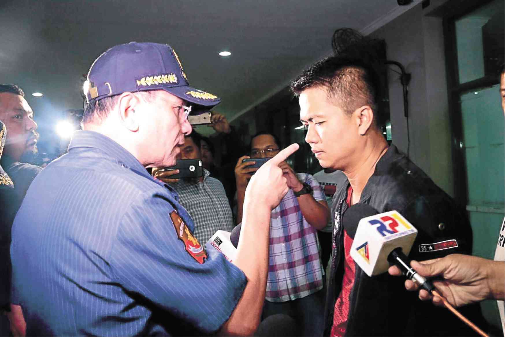 Antidrug cops’ ‘kotong’ racket gets EPD, Pasay police execs axed