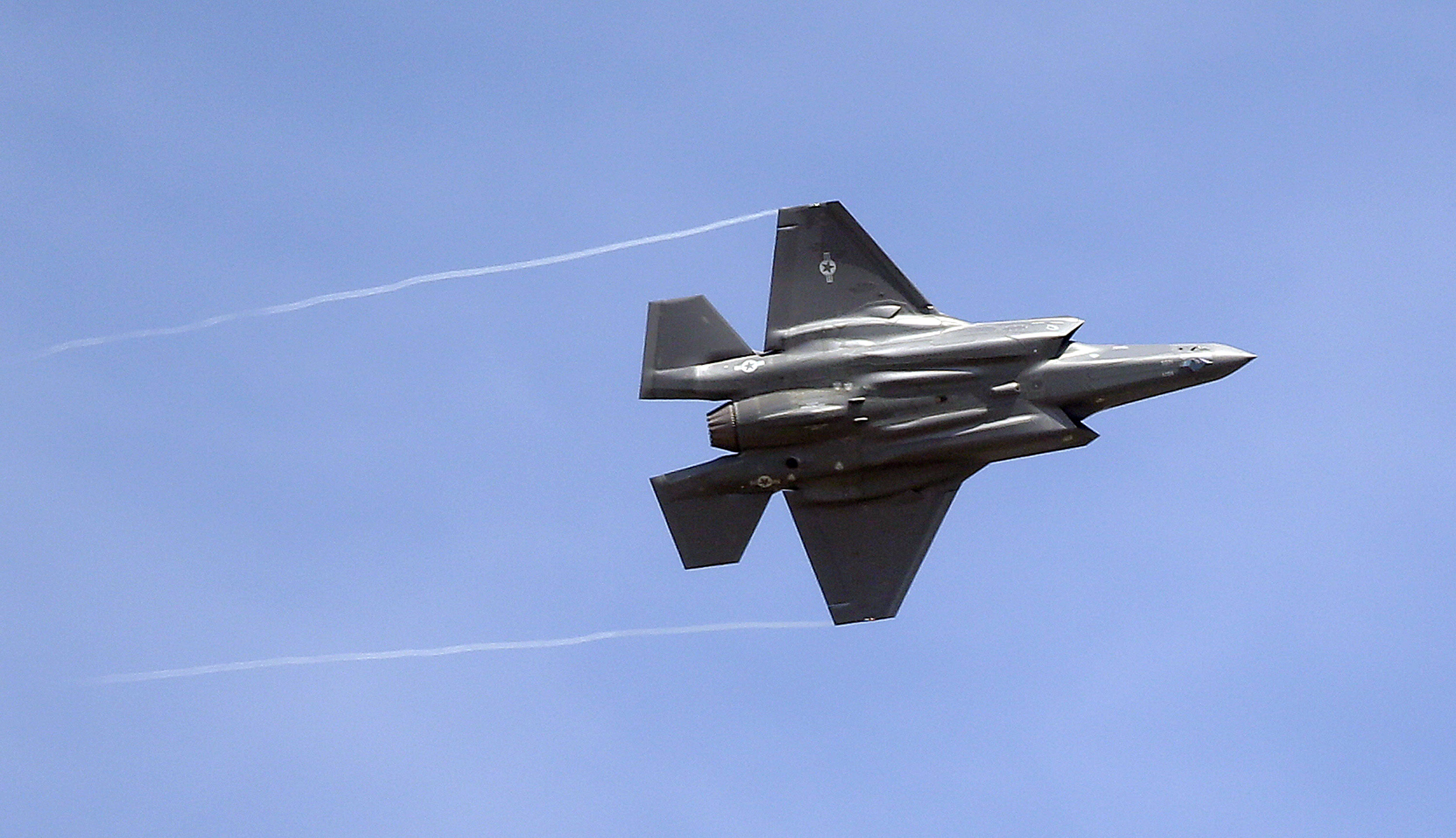 Singapore says it will buy 4 F-35 jets in fleet upgrade