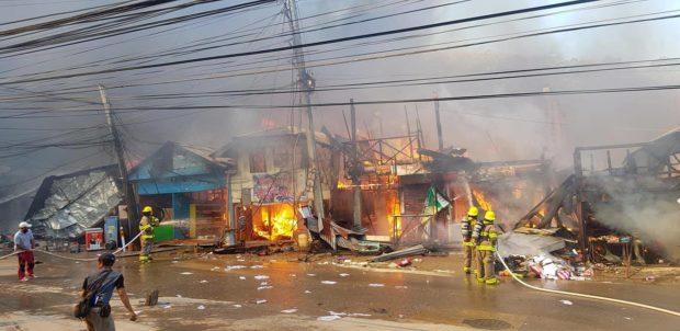 Fire hits residential area in Boracay