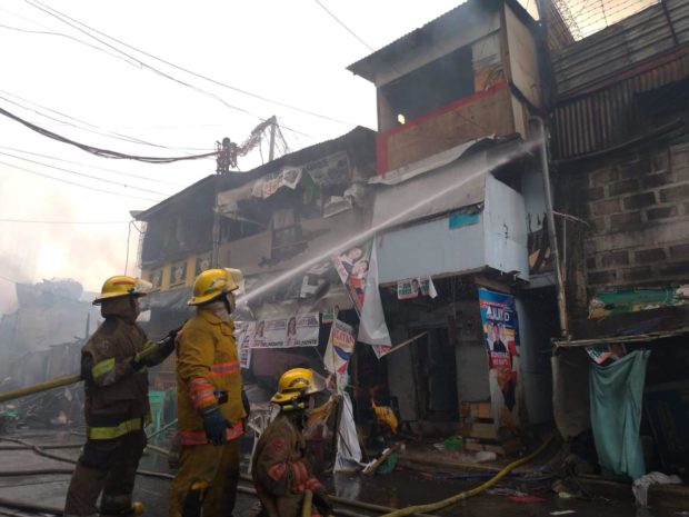 2 hurt in QC residential fire
