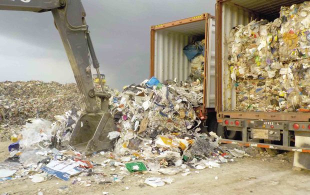 Environmental groups press return of waste to Canada