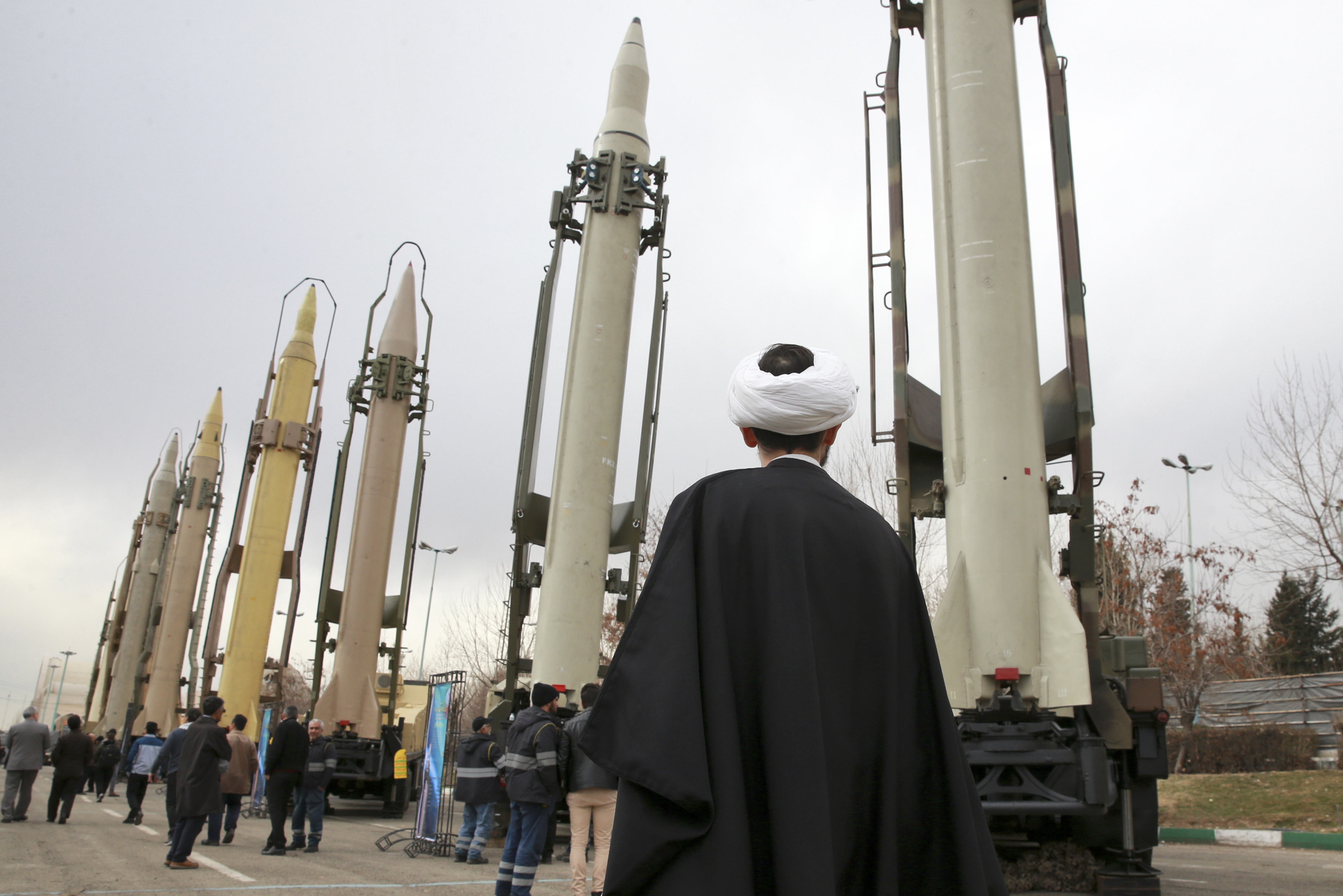 Имеет ли иран ядерное оружие. Баллистические ракеты Ирана. Иран ядерное оружие. Ядерные ракеты Ирана. Ракета Шехаб-1 Иран.