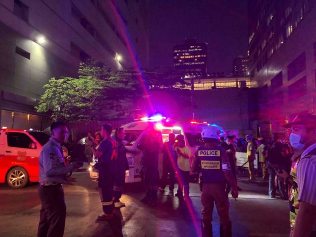  Fire breaks out at Bangkok mall complex; 1 reported dead