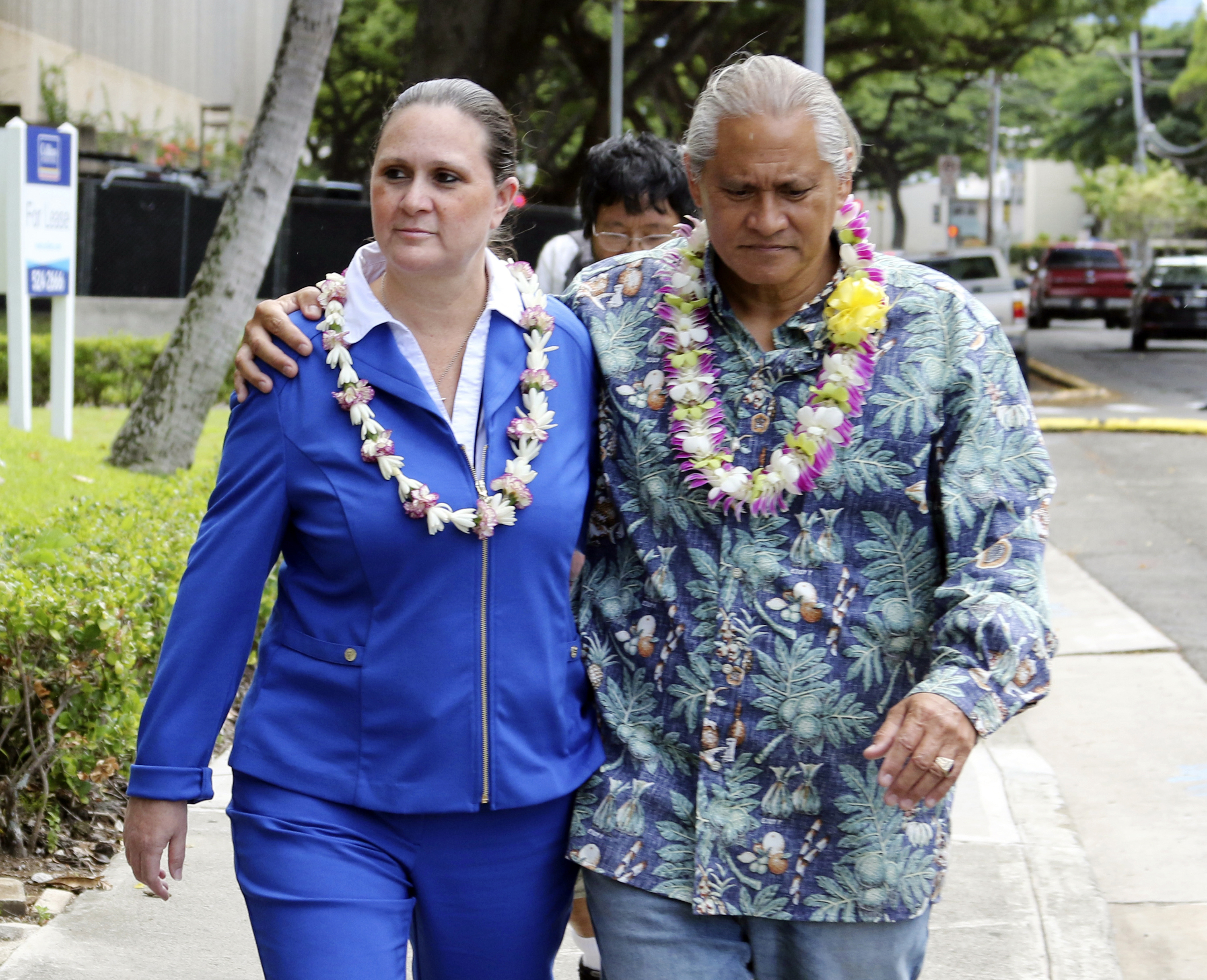 Corruption claims, mailbox send Hawaii power couple to trial