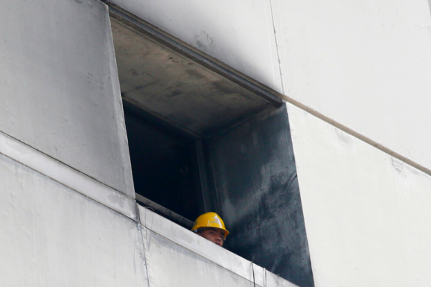 Officials say bad vent may have spread Bangkok mall fire