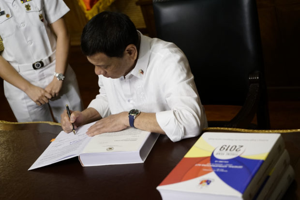 Duterte Signs 2019 General Appropriations Act