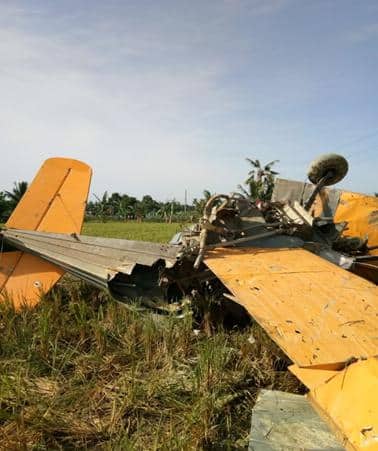 Agricultural pilot dies as plane hits power lines in Davao