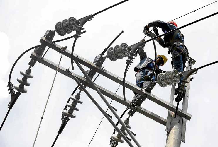 Operators deny collusion over simultaneous power plants shutdowns
