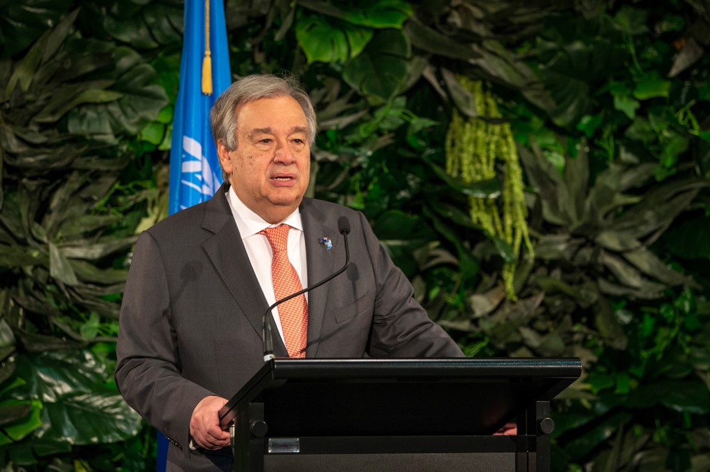 climate change United Nations Secretary-General Antonio Guterres takes part in a joint press conference with New Zealand's prime minister during his visit to Government House in Auckland on May 12, 2019. (Photo by DAVID ROWLAND / AFP)
