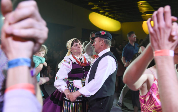 Young Polish revive folk dance