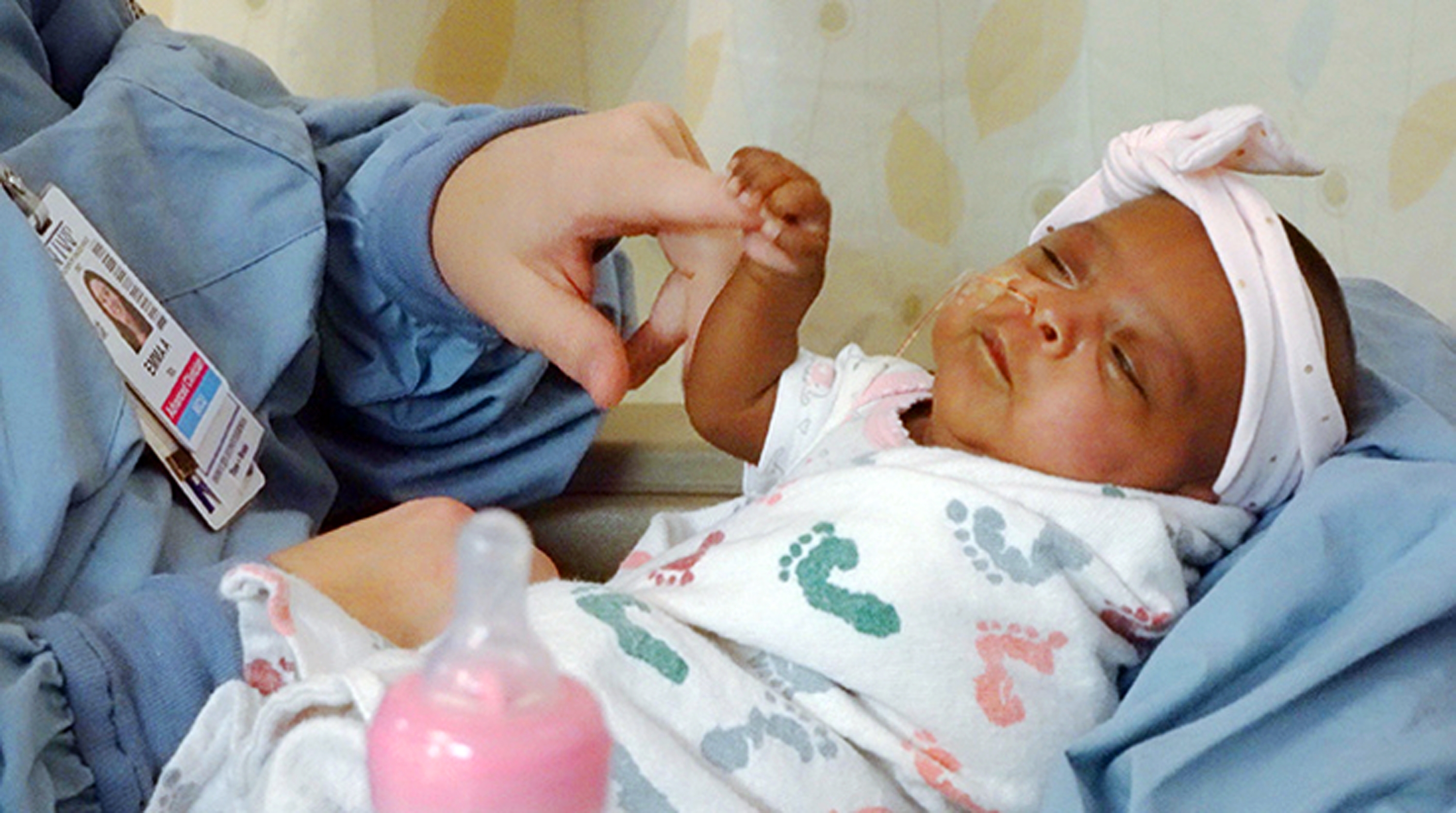 As heavy as an apple, baby believed to be tiniest surviving newborn