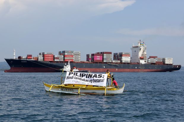 Ship carrying Canada trash finally leaves Subic