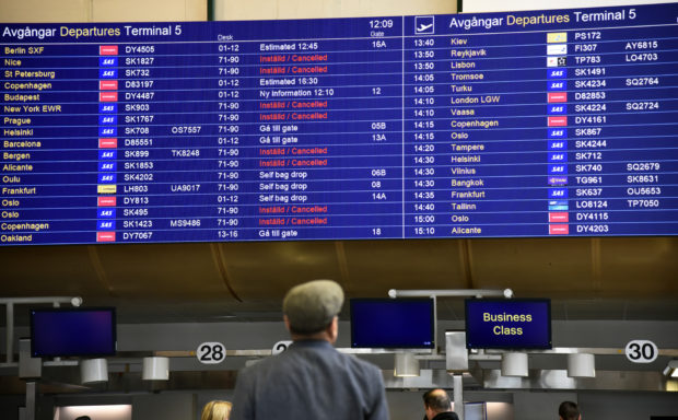  SAS cancels more flights as labor talks resume with pilots