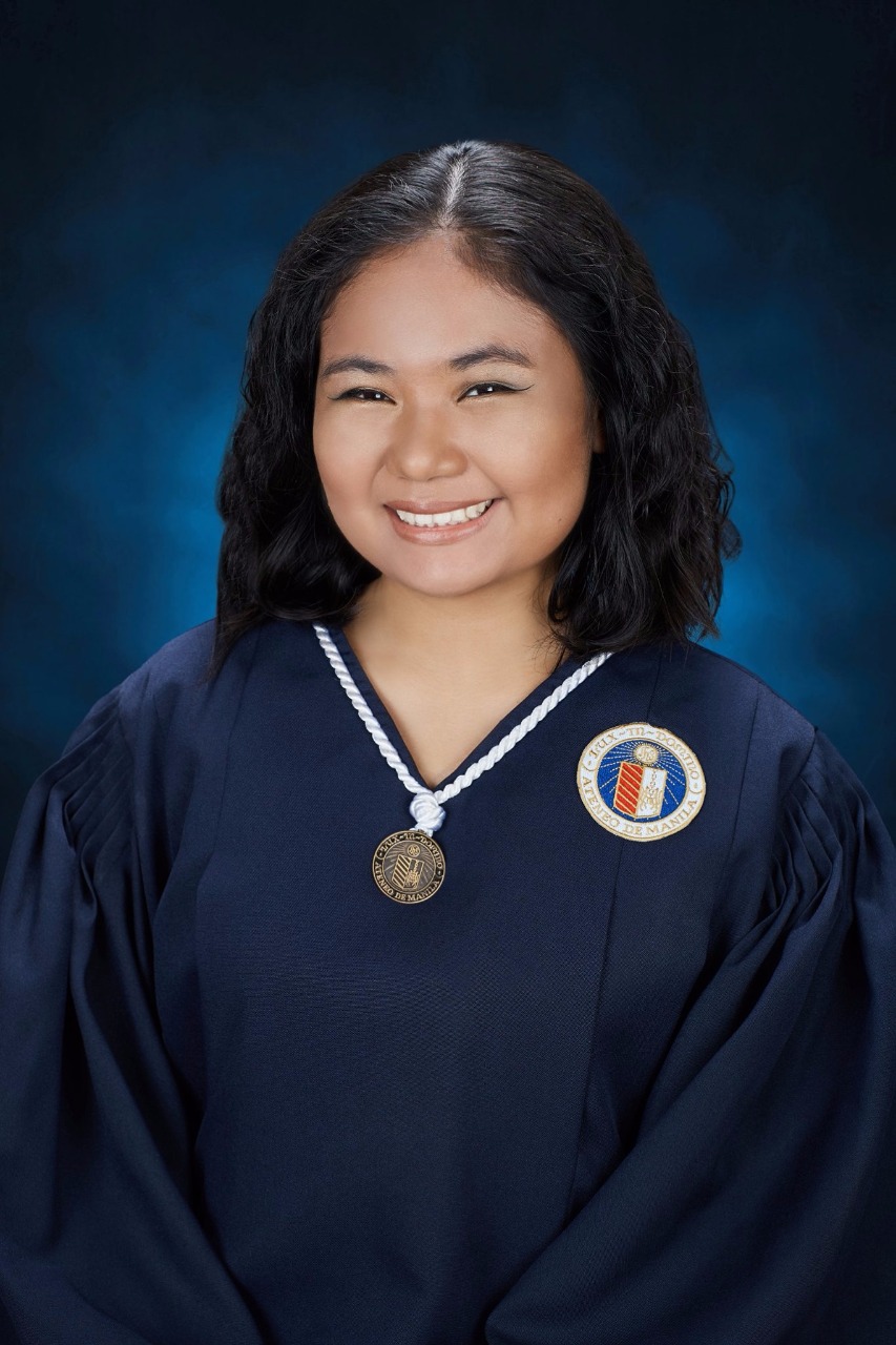 Jeepney driver’s daughter is Ateneo 2019 class valedictorian, inspires with essay 
