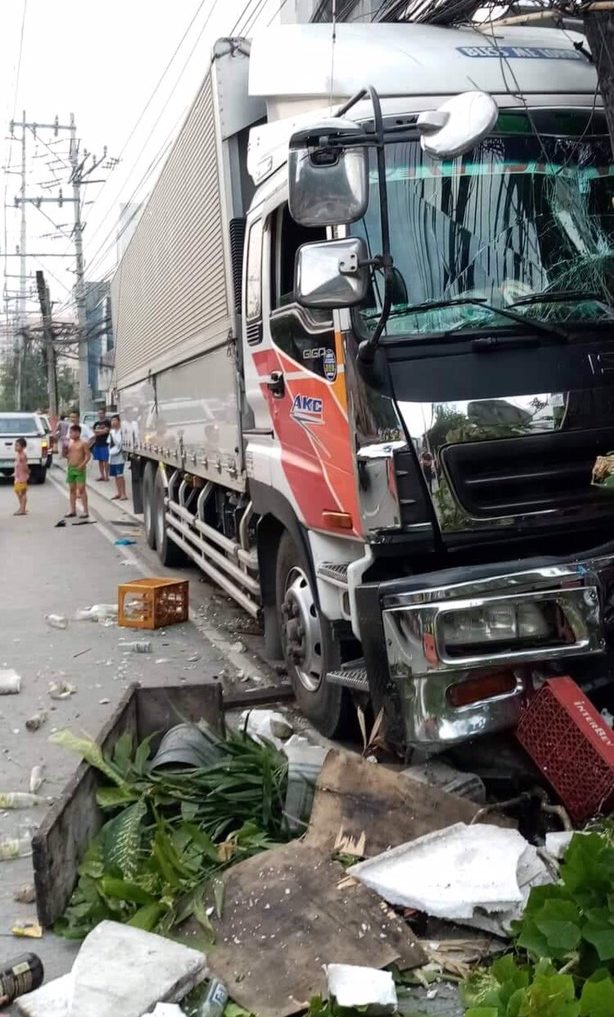 Trucks slams UN Avenue 1