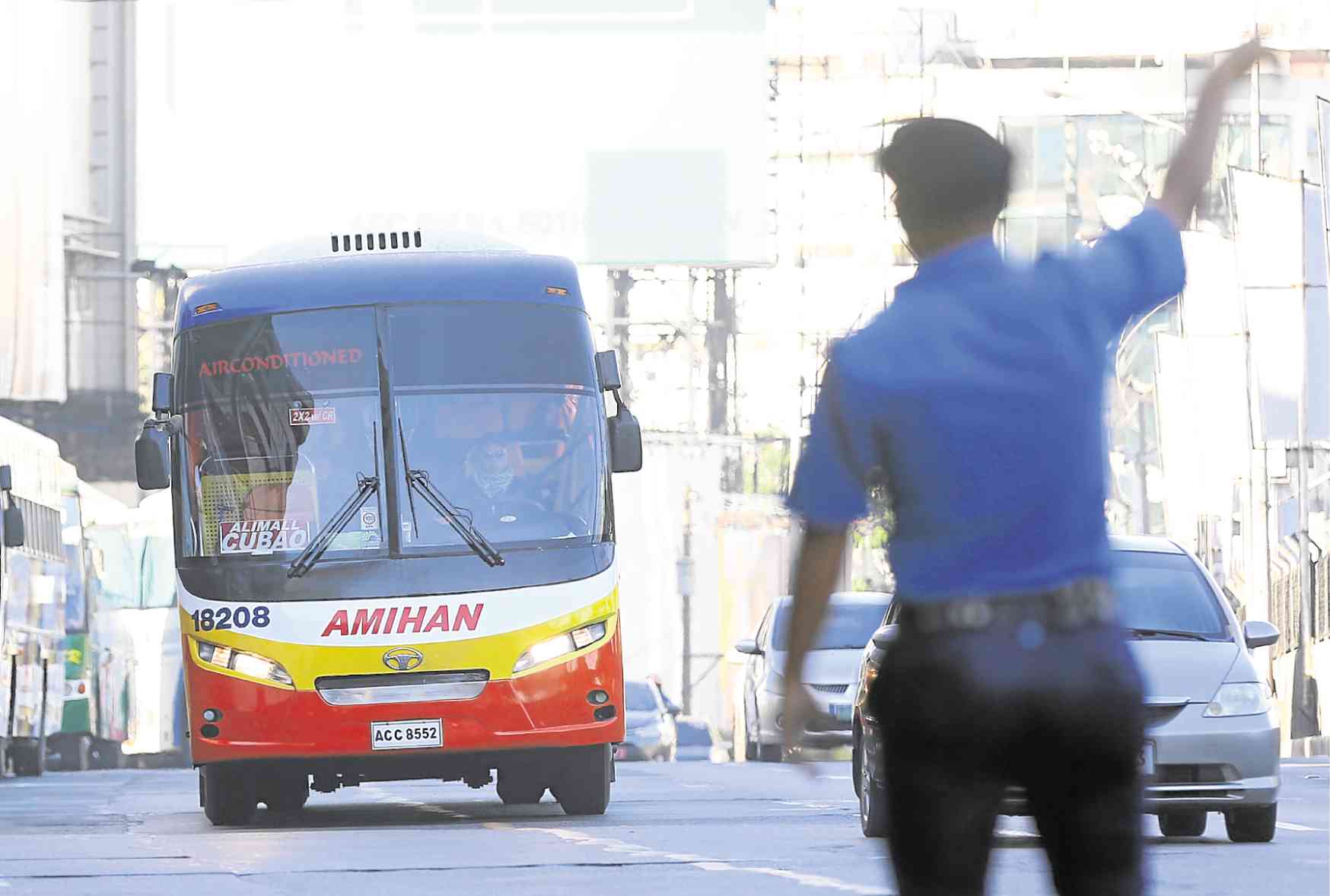 MMDA stands by Edsa bus ban despite TRO bid