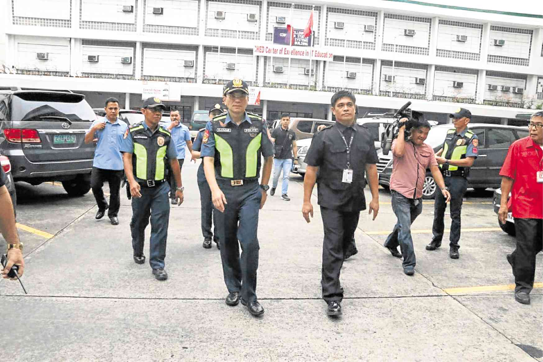 NCRPO fields 11,000 cops as classes start