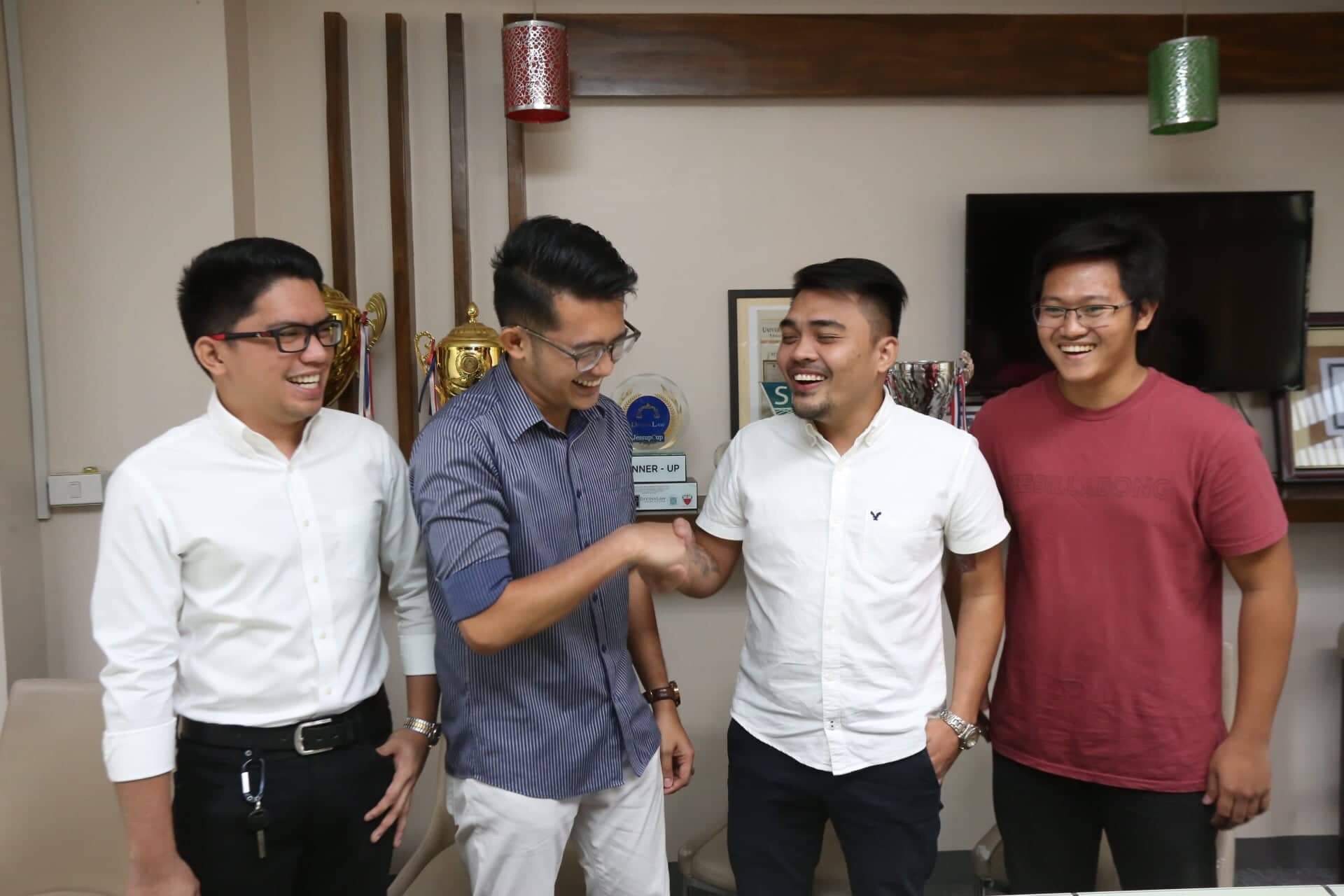 Top 4 new lawyers from University of San Carlos to get lifetime scholarship grants
