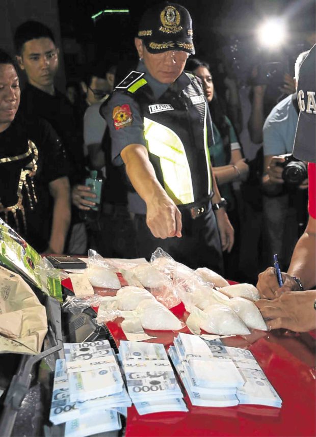 3 drug suspects yield P7-M ‘shabu’ disguised as Chinese tea