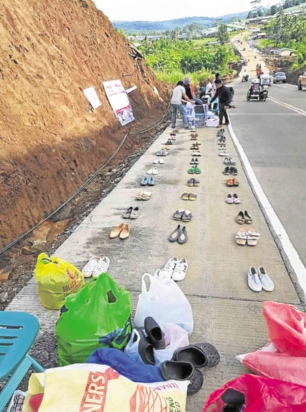‘Shoes parade’ draws attention to plight of displaced in Marawi