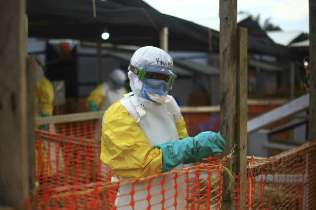  Uganda confirms first Ebola case outside outbreak in Congo