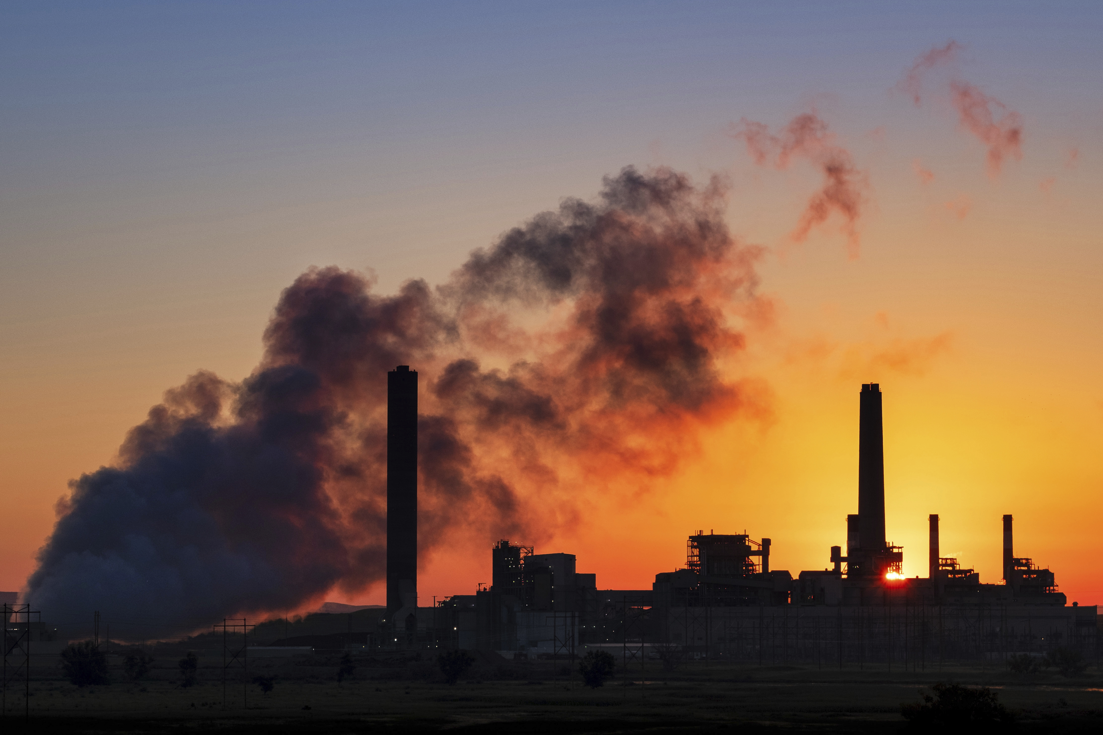 Coal plant. Загрязнение воздуха. Экологическая катастрофа. Глобальное потепление и выбросы. Заводы США выбросы.