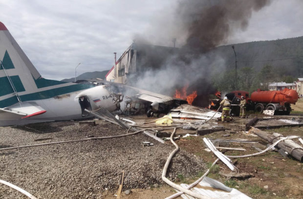 2 crewmembers die in Siberia after plane skids off runway