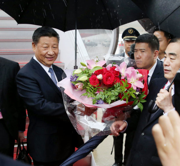 Japan welcomes Xi as sign of improving ties