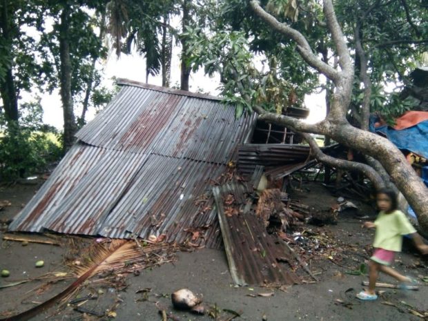 Tornado sweeps through Negros Occidental town 