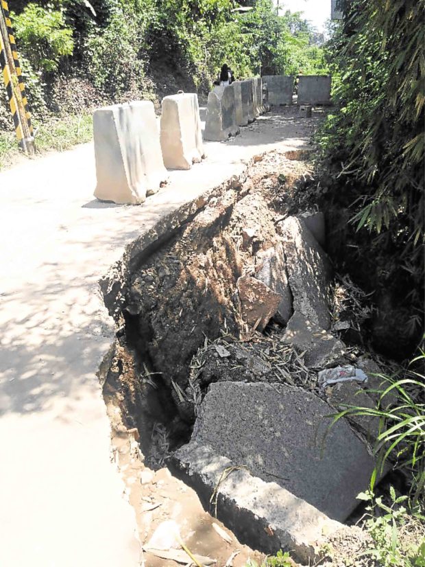 Bulacan dump owner to repair access road